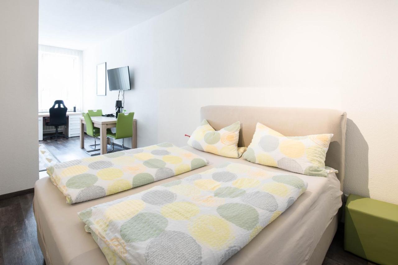 Central Apartments Aalen Bagian luar foto