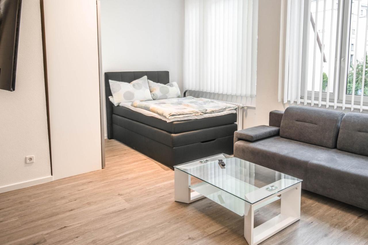 Central Apartments Aalen Bagian luar foto