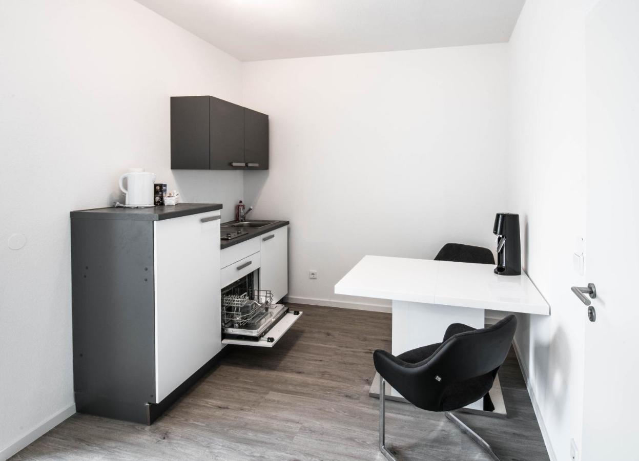 Central Apartments Aalen Bagian luar foto